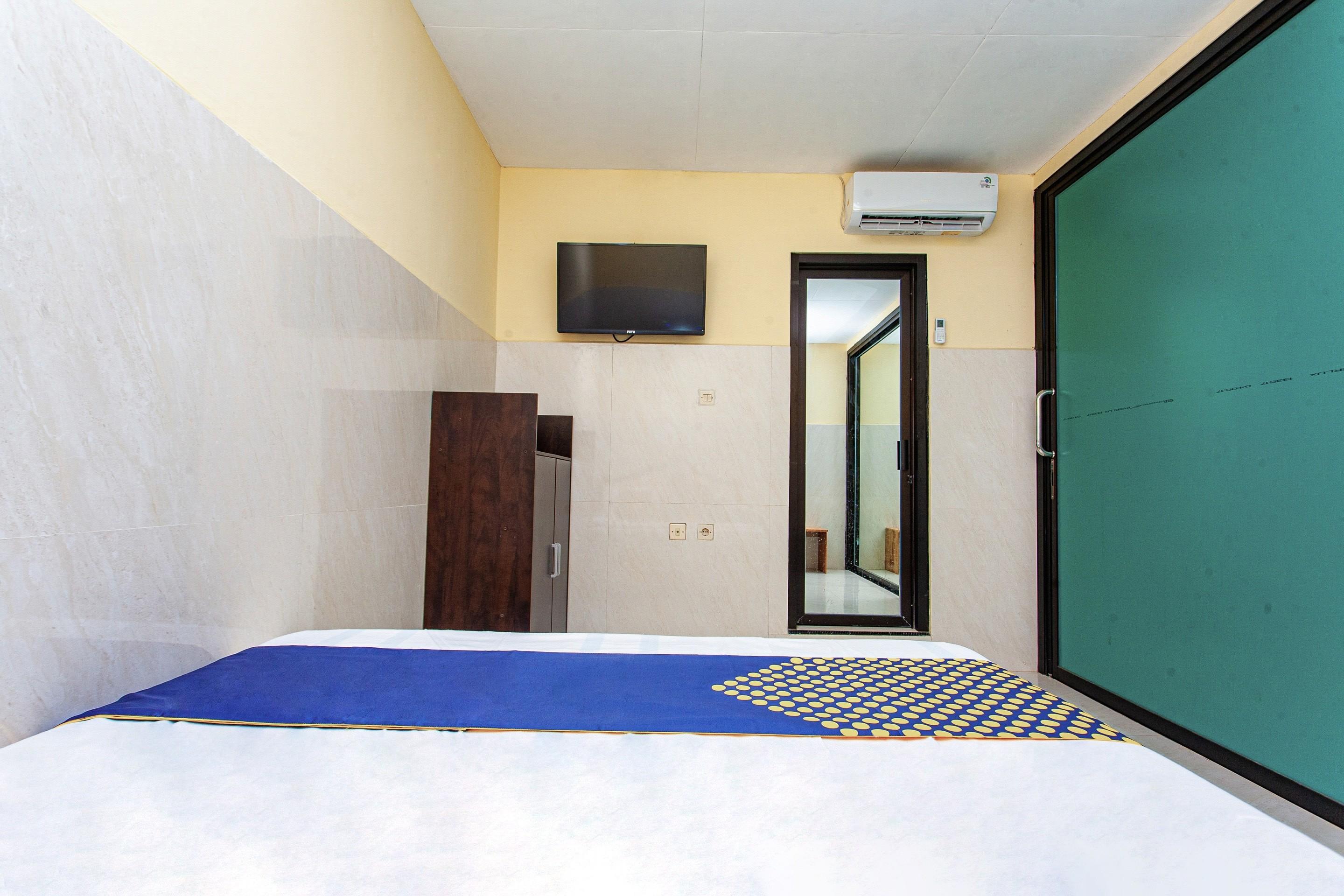 The Paragon Hotel Cilacap Redpartner Экстерьер фото