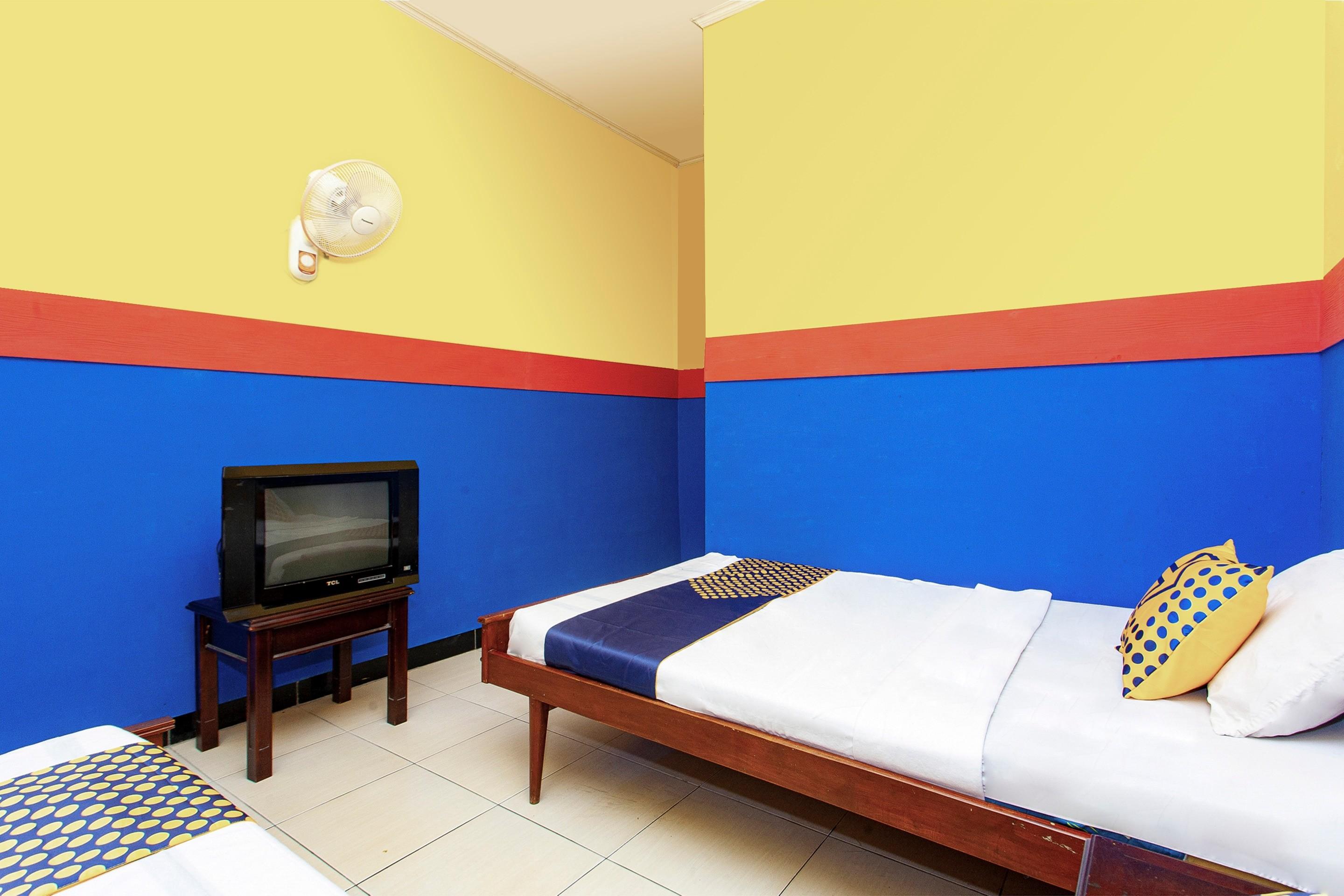 The Paragon Hotel Cilacap Redpartner Экстерьер фото